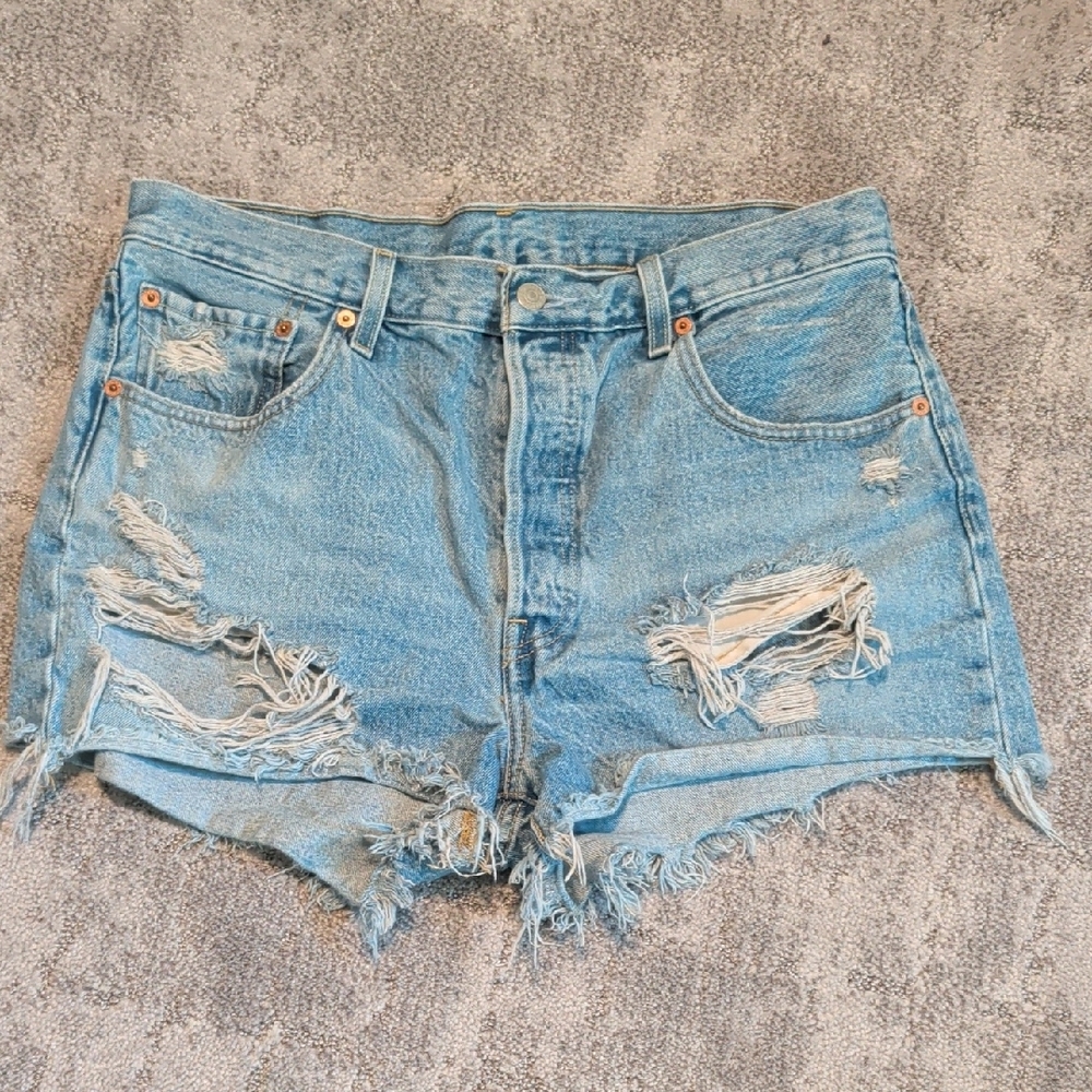 Levis 501 Button Fly Denim Shorts - Picture 2 of 8